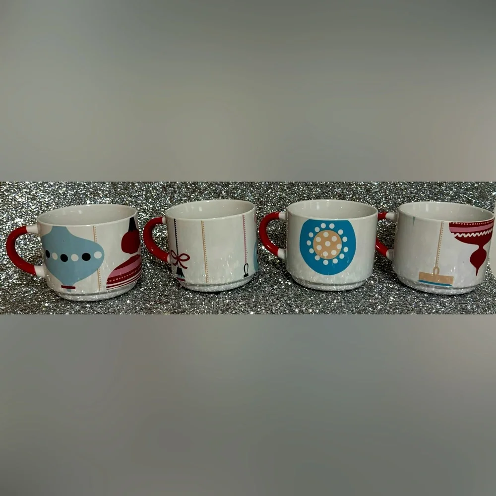 Pier 1 Christmas Cup Set